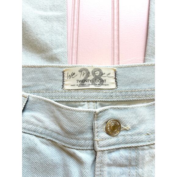 We The Free Maggie Straight Jean in Light Wash Size 29 - Picture 10 of 11